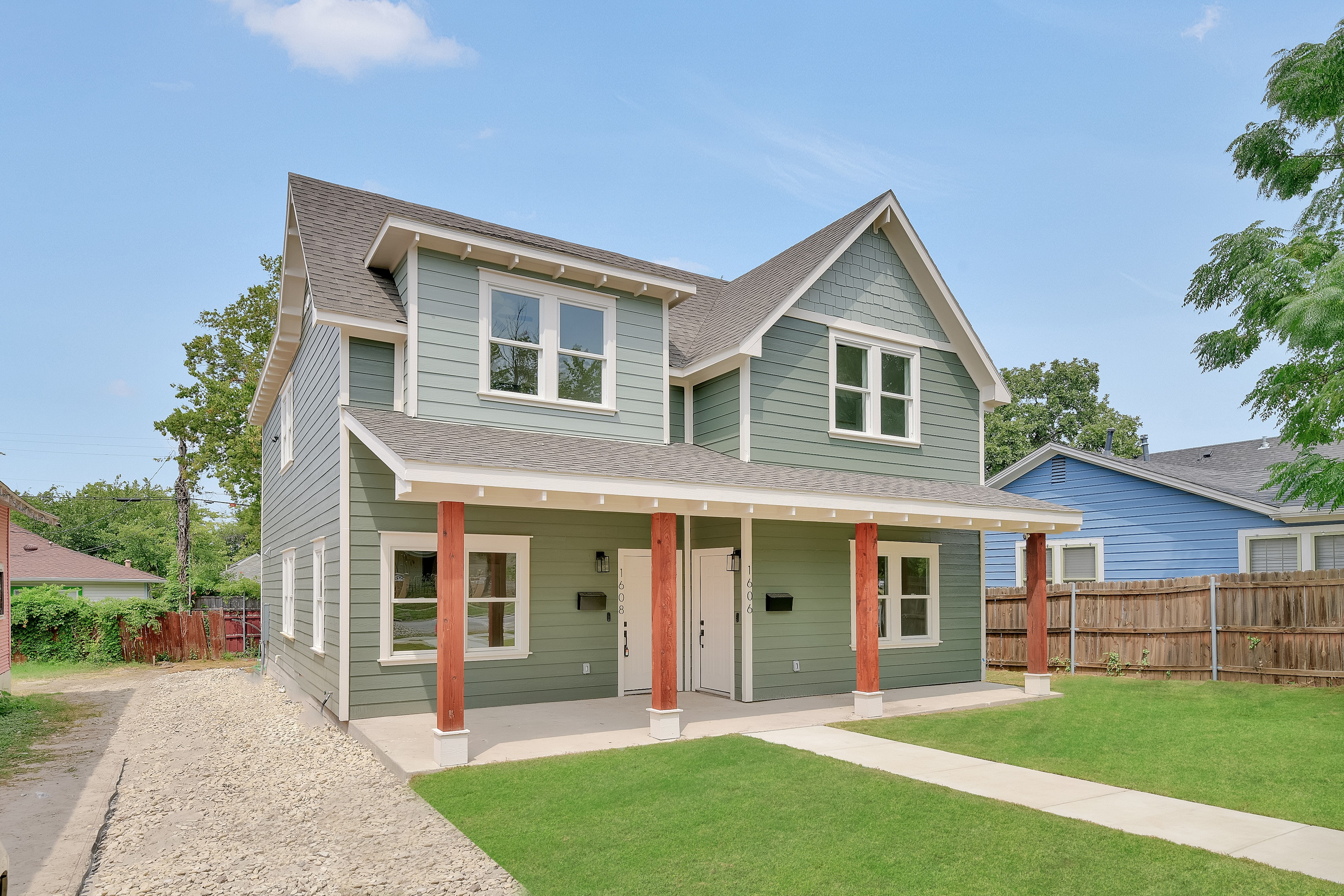 1606 & 1608 College Avenue